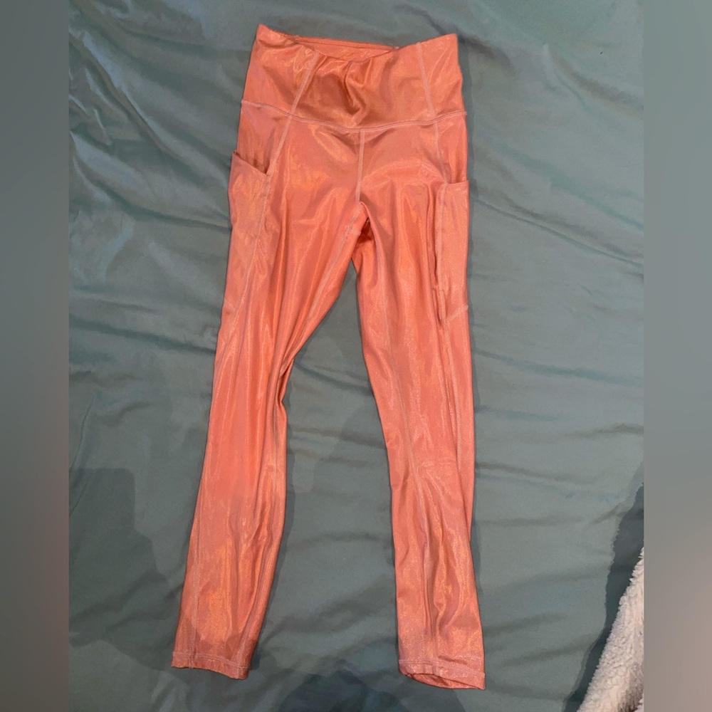 Fabletics iridescent peach leggings 7/8